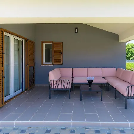 Alba Rossa By Interhome