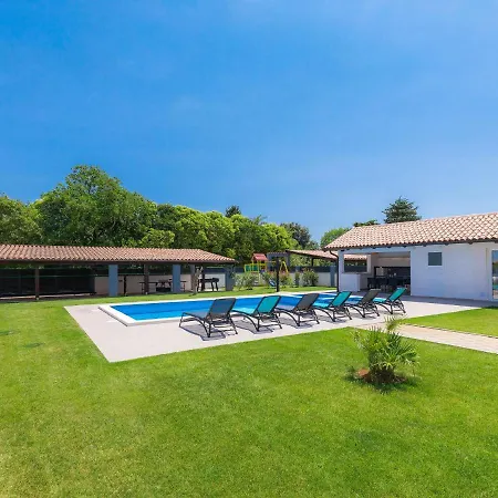 Villa Alba Rossa By Interhome Sisan