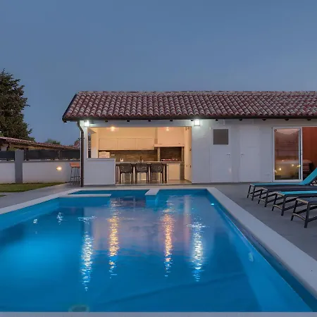 Alba Rossa By Interhome *