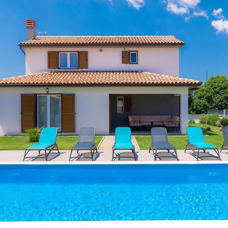 Villa Alba Rossa By Interhome Sisan