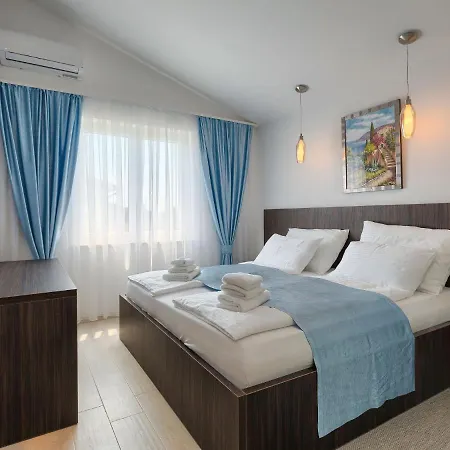 Alba Rossa Villa *